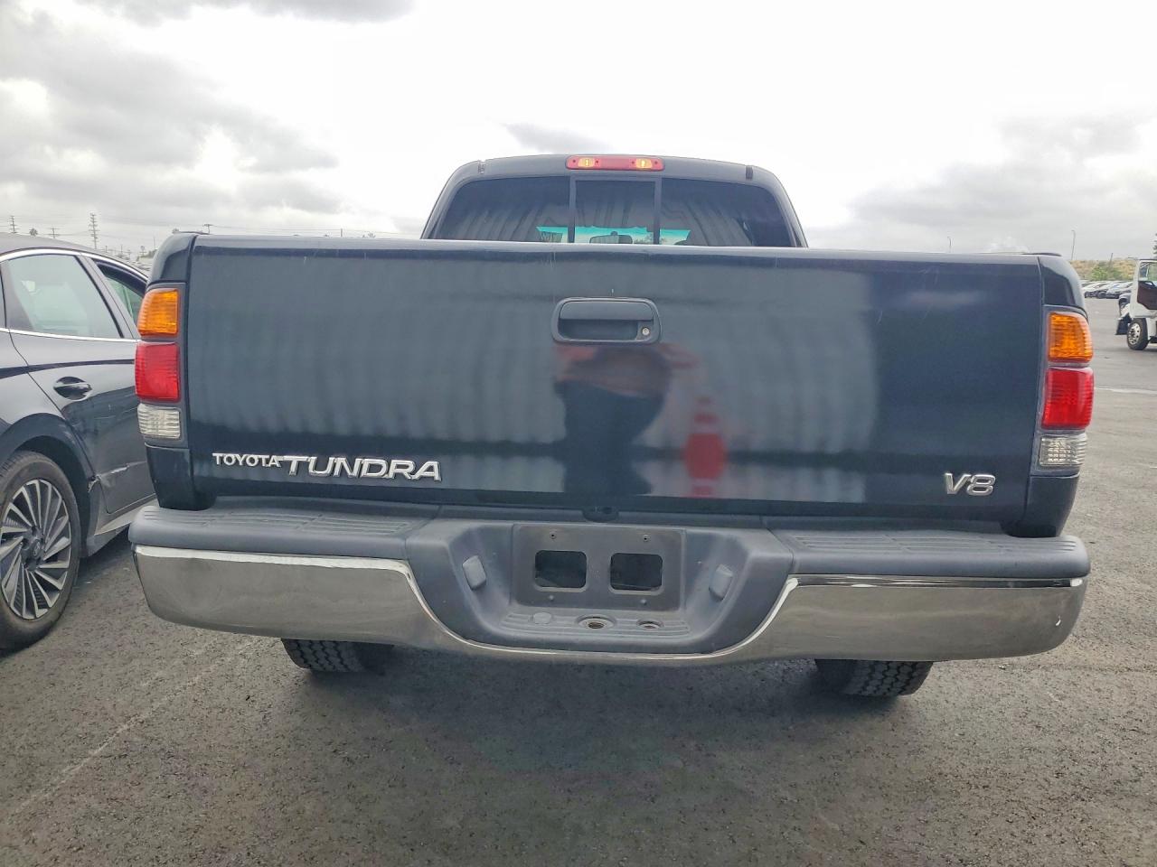 2000 TOYOTA TUNDRA SR5 photo 11