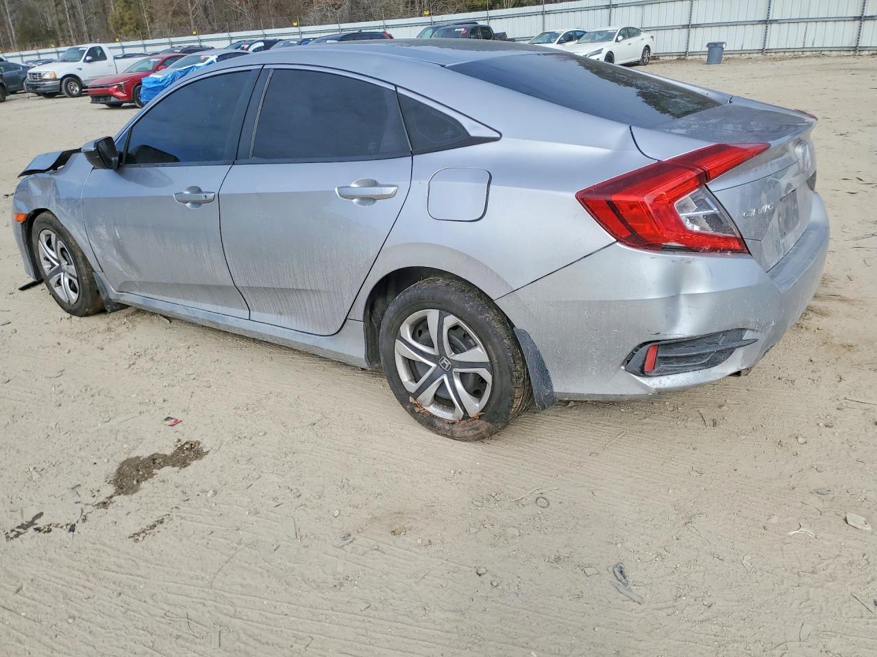 2016 HONDA CIVIC LX photo 3