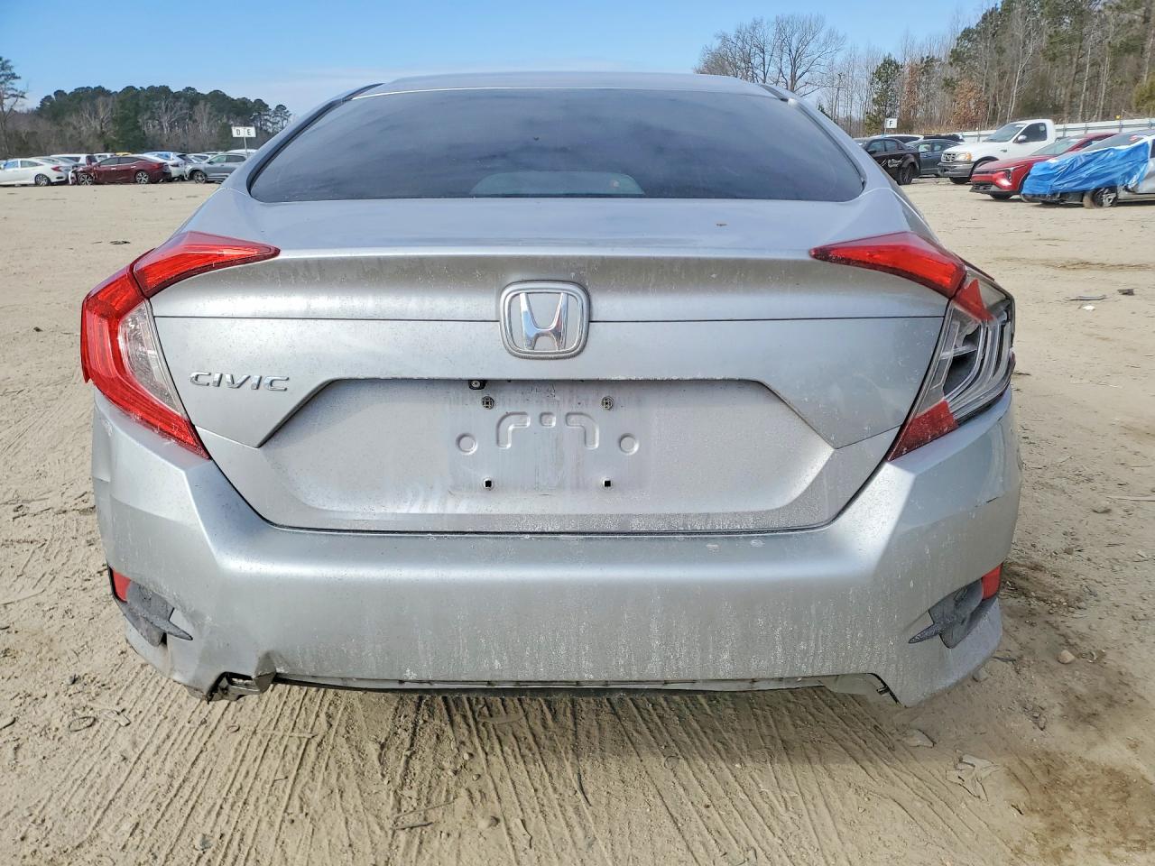 2016 HONDA CIVIC LX photo 11