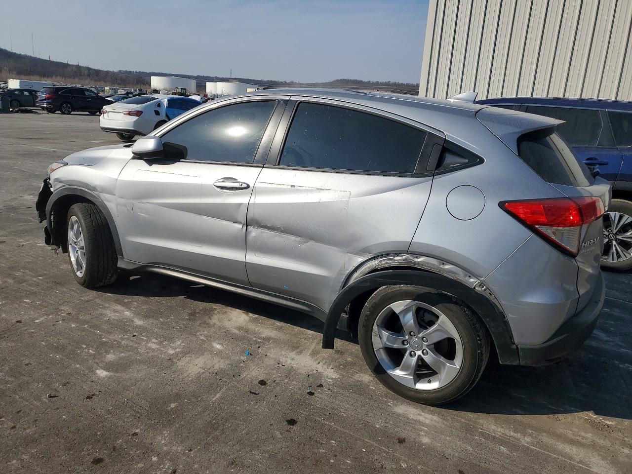 2021 HONDA HR-V LX photo 3