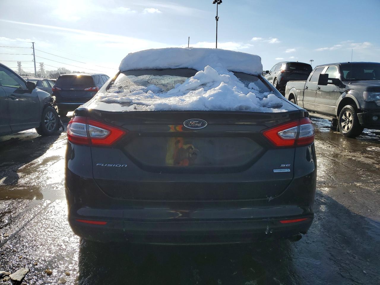 2013 FORD FUSION SE photo 16
