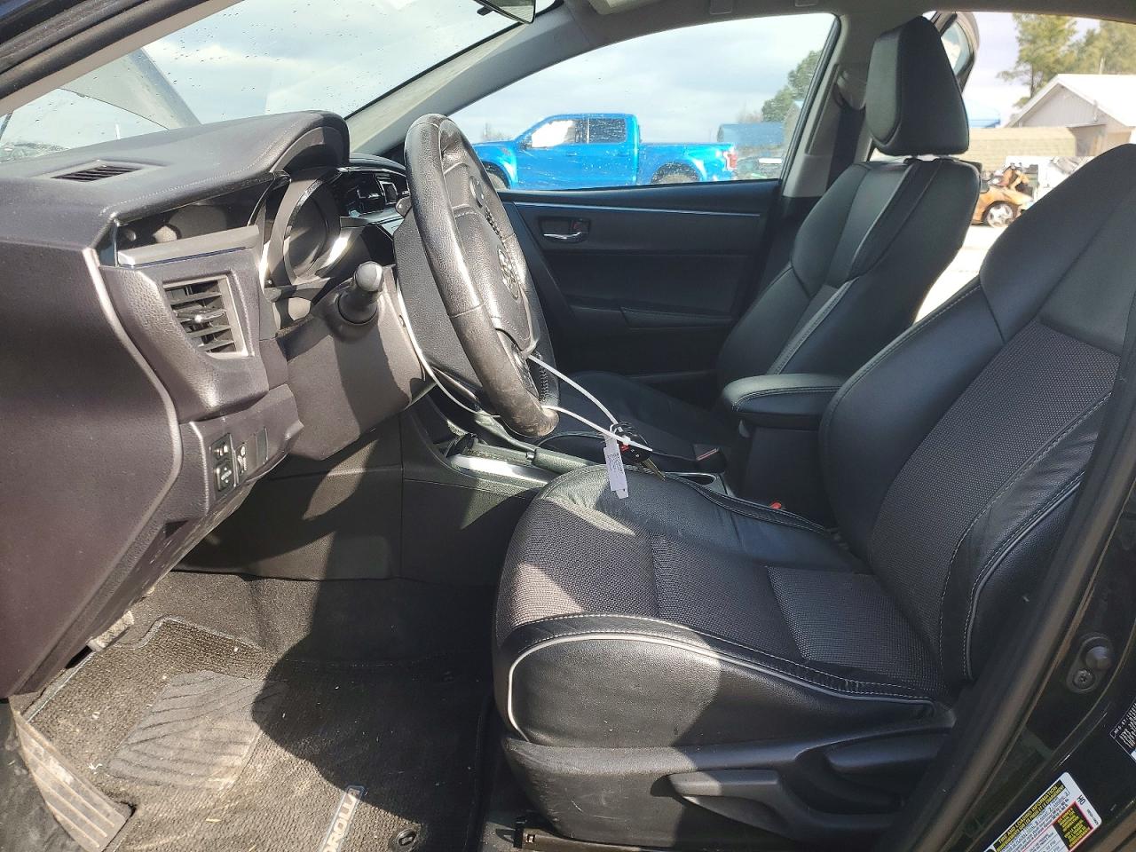 2016 TOYOTA COROLLA photo 7
