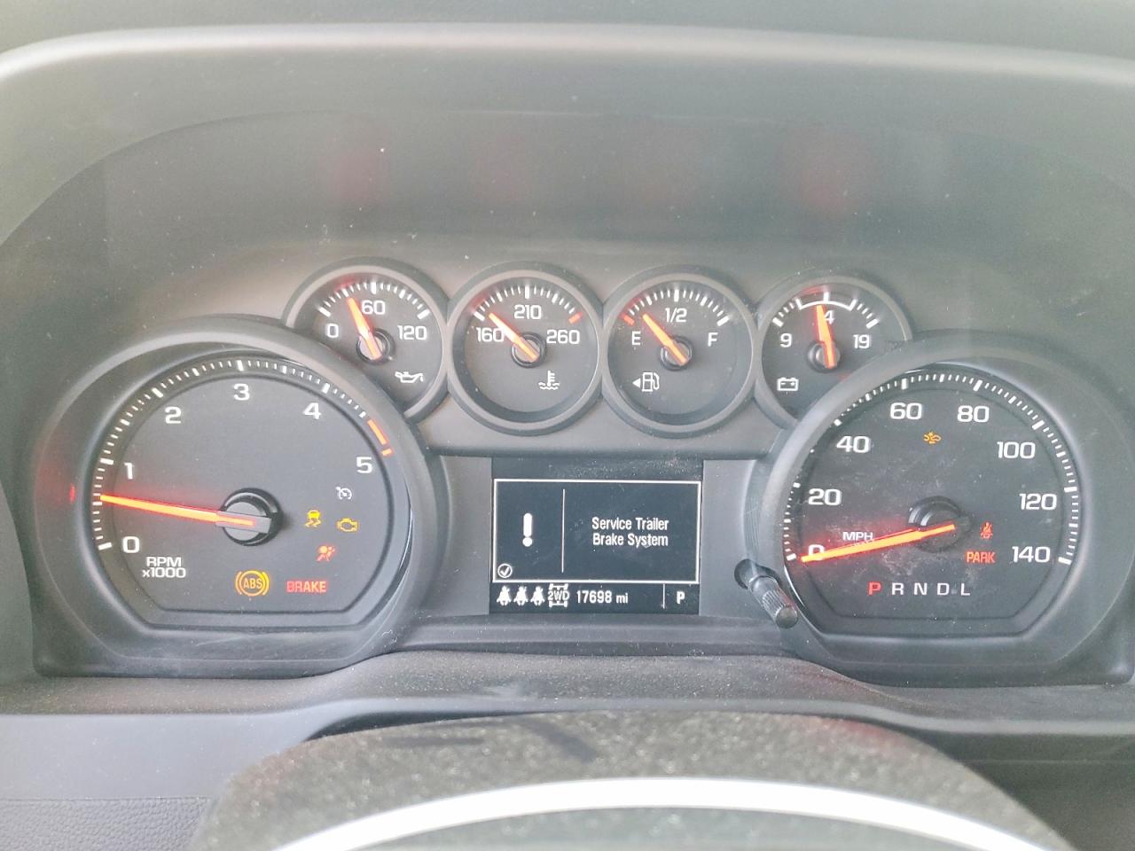 2025 CHEVROLET SILVERADO K3500 photo 9