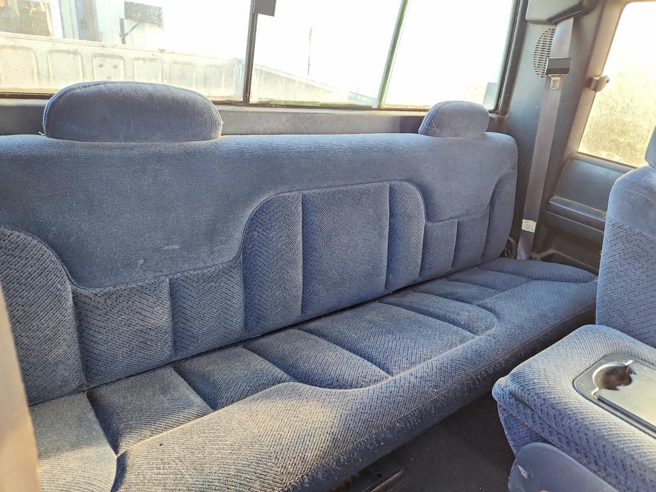 1996 CHEVROLET GMT-400 C1500 photo 28