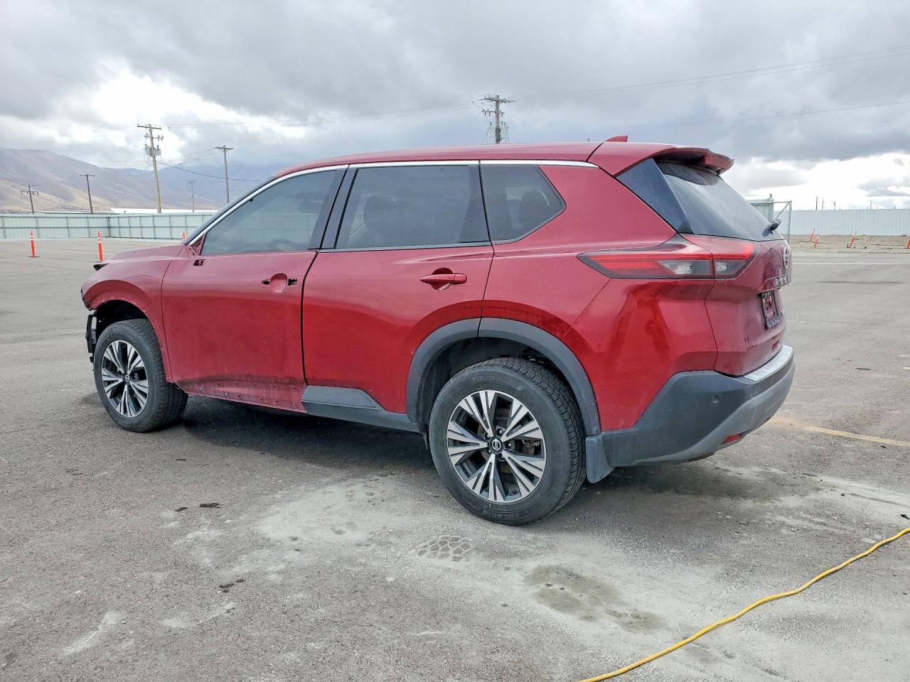 2021 NISSAN ROGUE SV photo 2