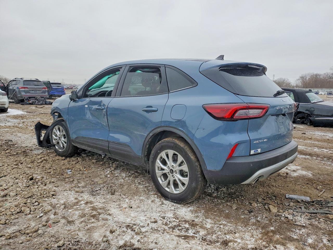 2025 FORD ESCAPE ACTIVE photo 3