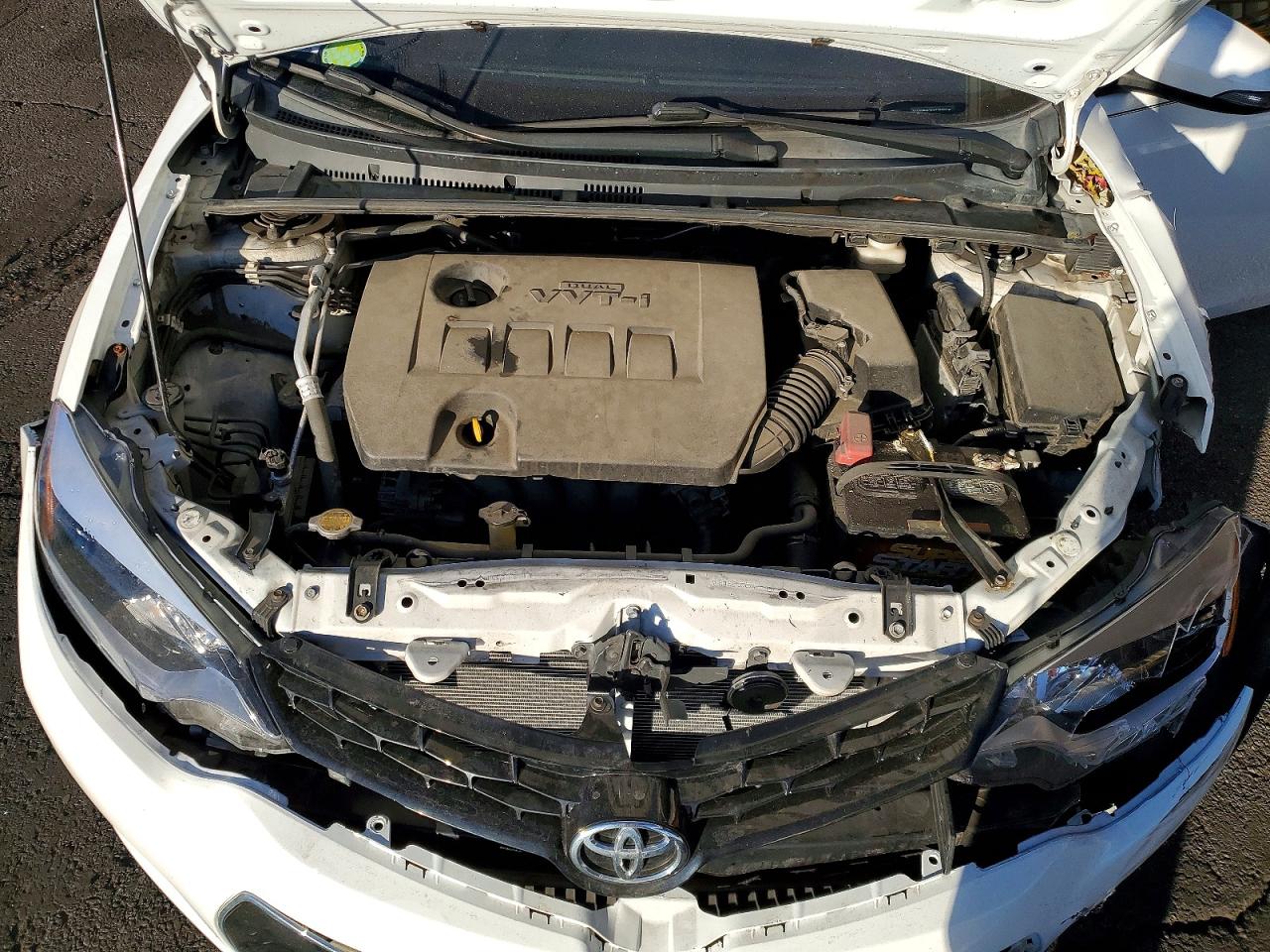 2014 TOYOTA COROLLA L photo 21