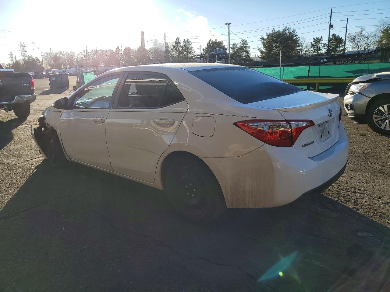 2014 TOYOTA COROLLA L photo 3