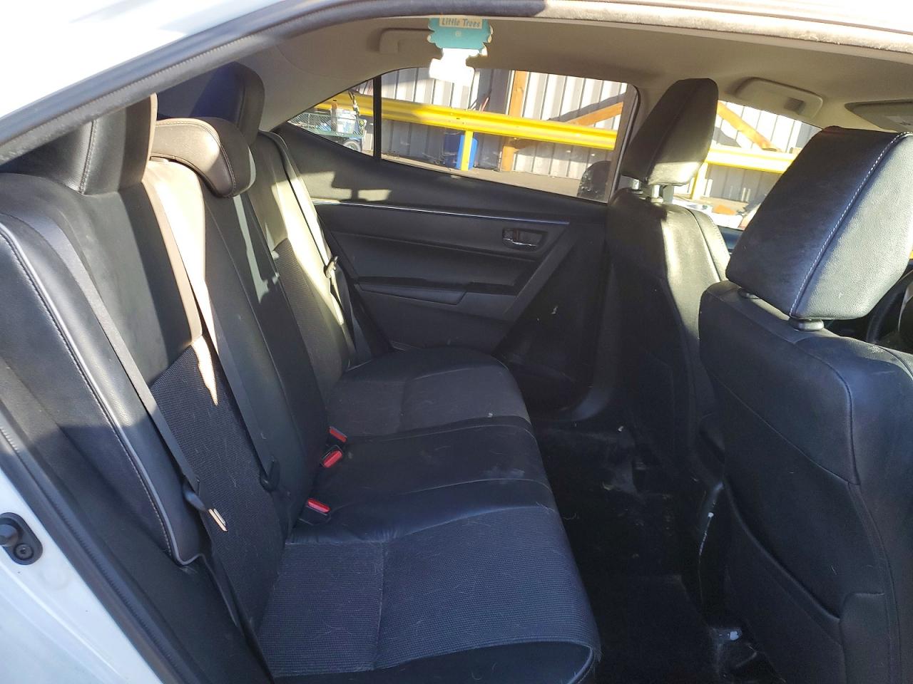 2014 TOYOTA COROLLA L photo 19