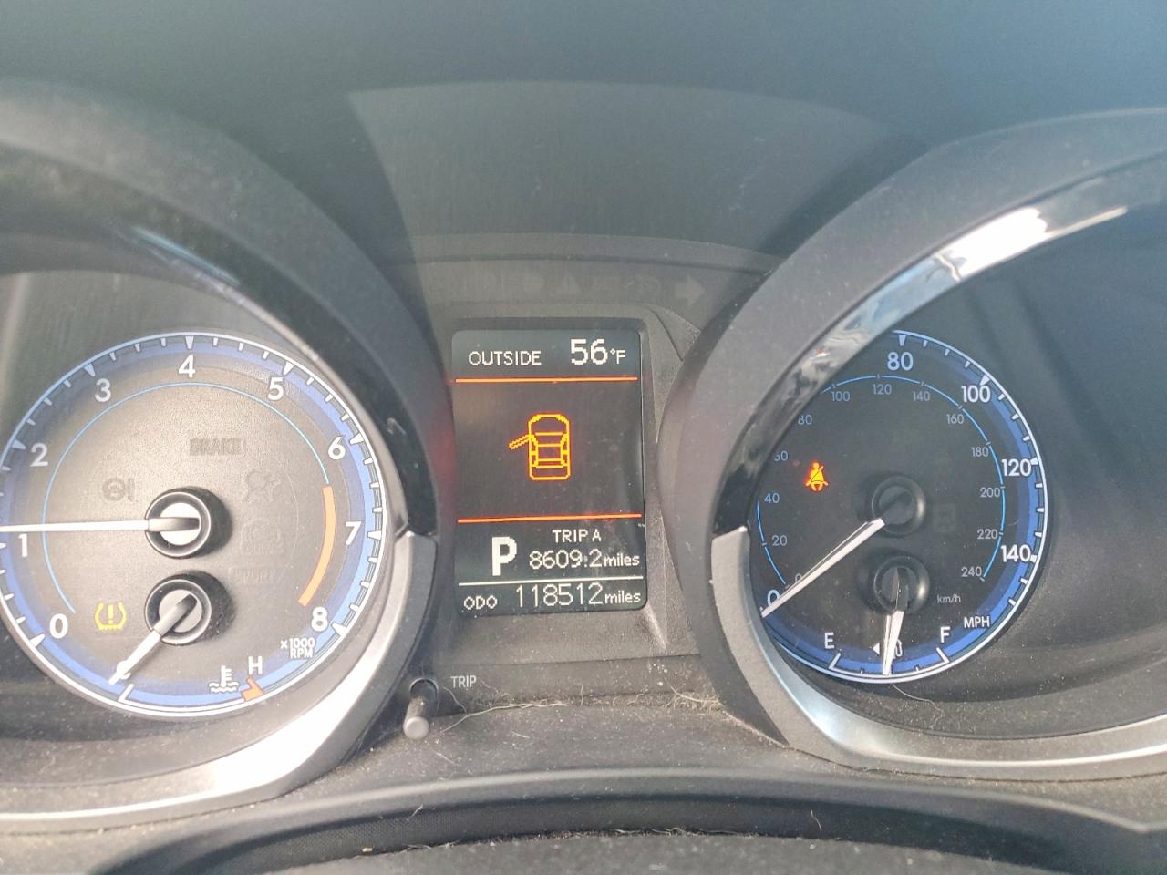 2014 TOYOTA COROLLA L photo 17
