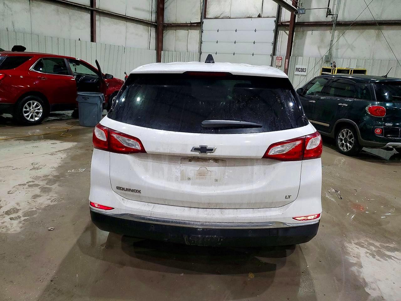 2020 CHEVROLET EQUINOX LT photo 6