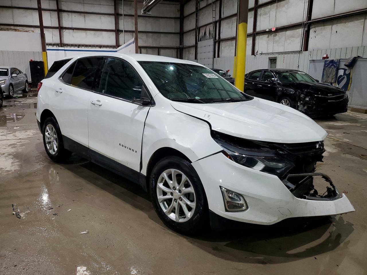 2020 CHEVROLET EQUINOX LT photo 4