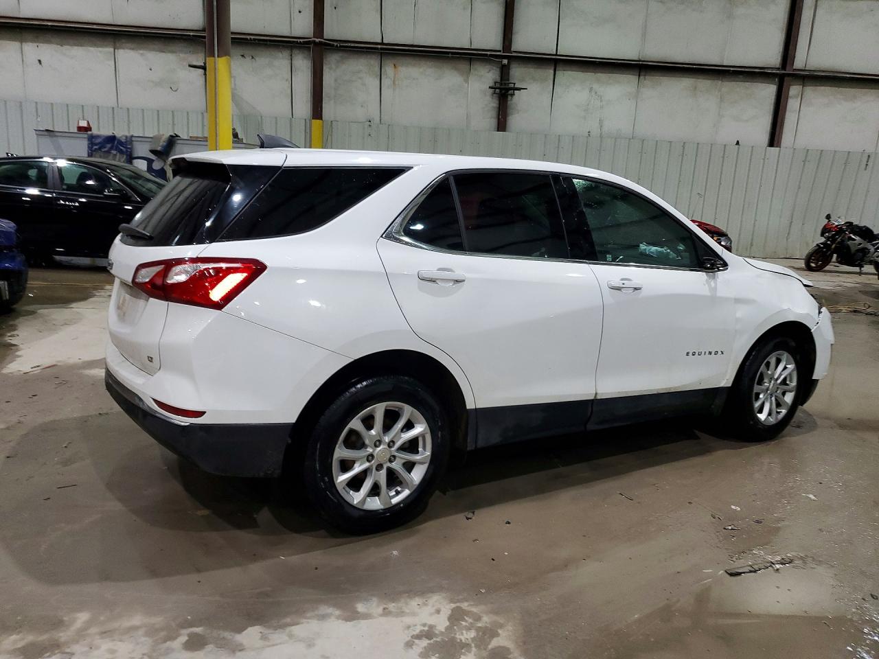 2020 CHEVROLET EQUINOX LT photo 3