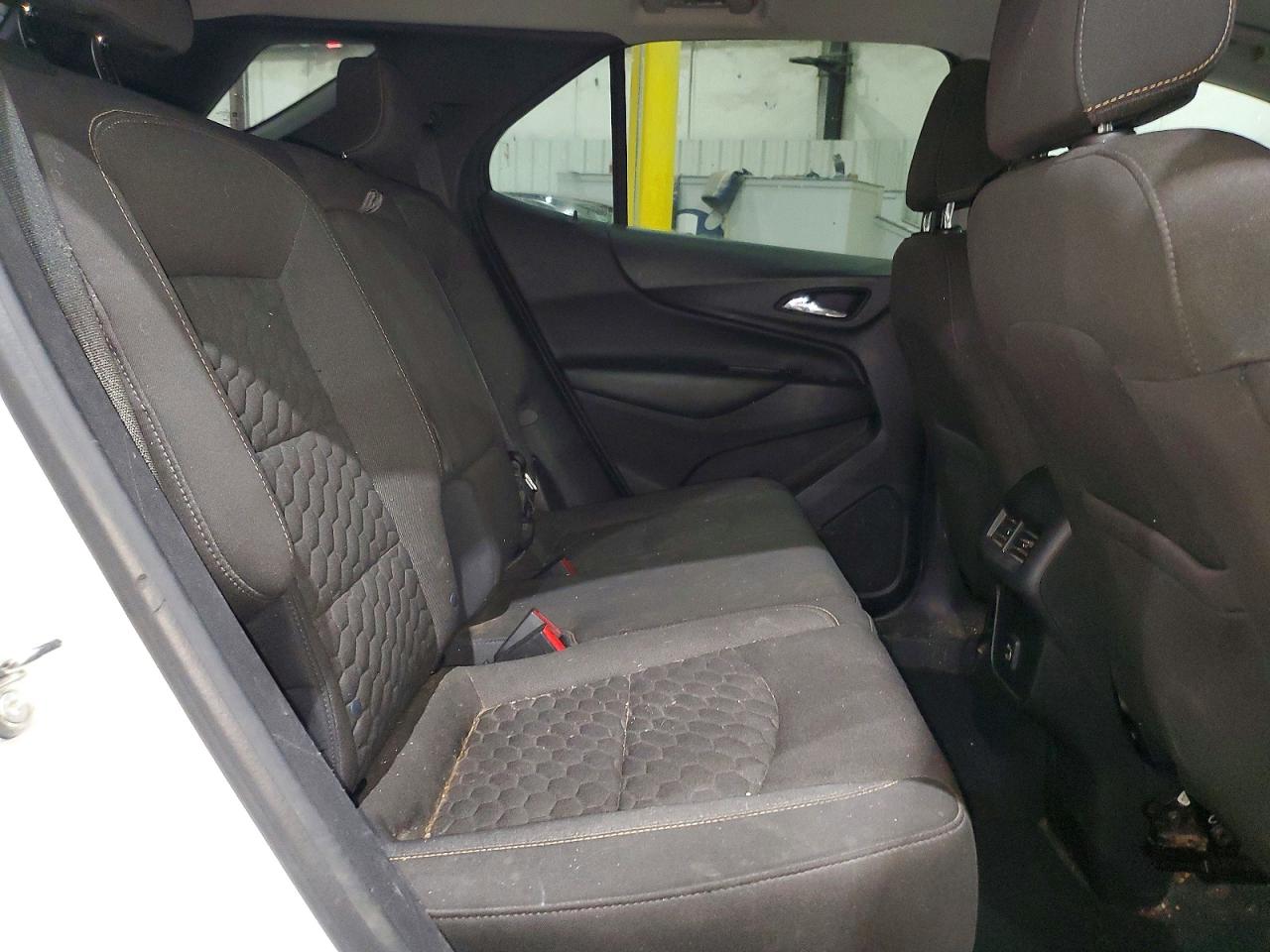 2020 CHEVROLET EQUINOX LT photo 11