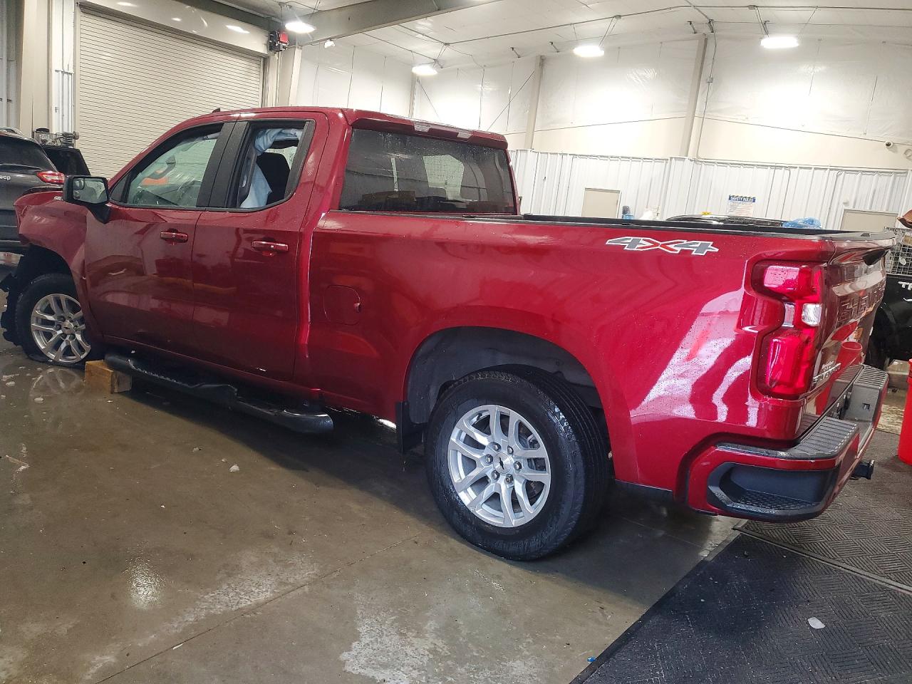 2019 CHEVROLET SILVERADO K1500 RST photo 2