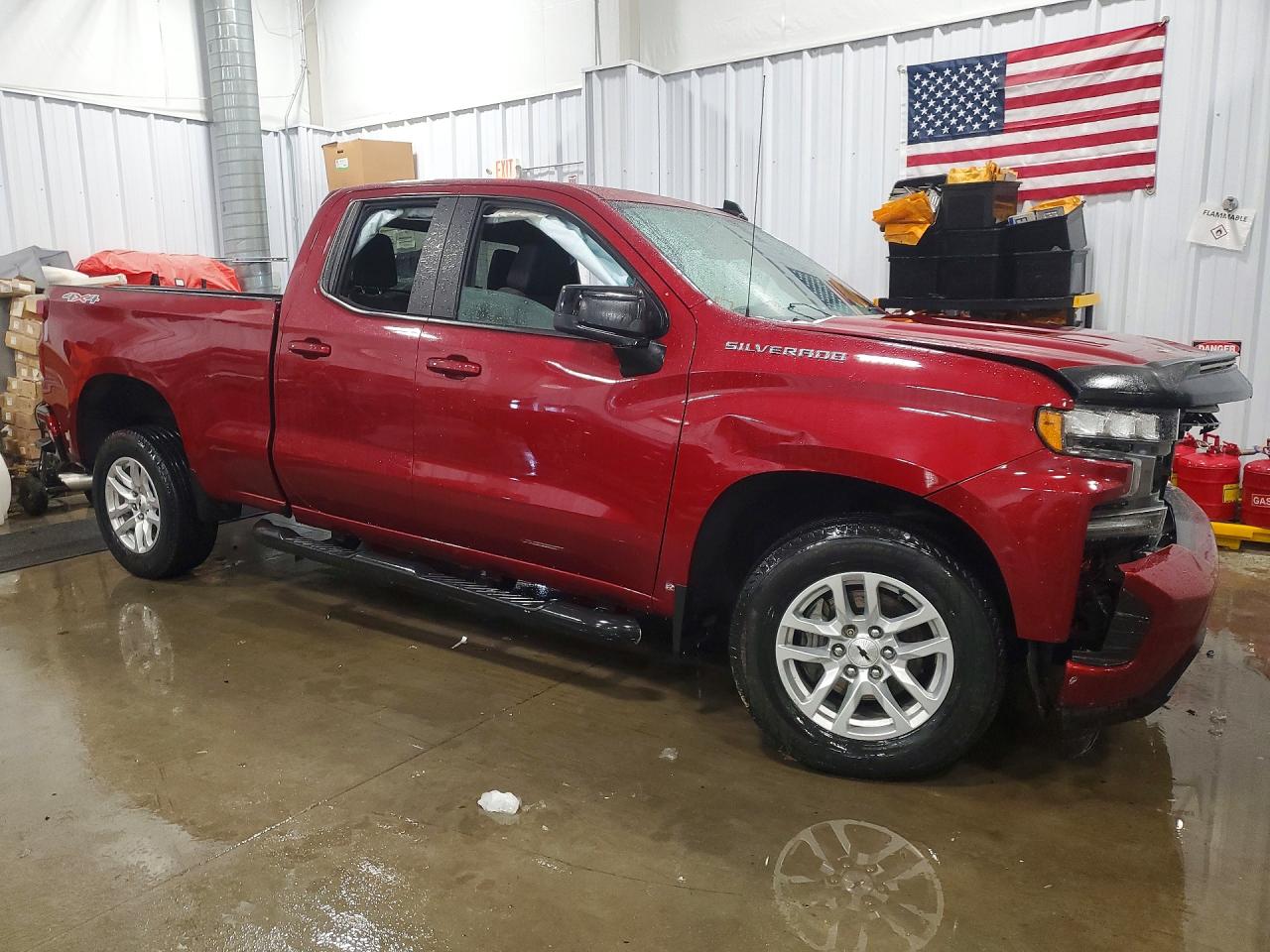 2019 CHEVROLET SILVERADO K1500 RST photo 4
