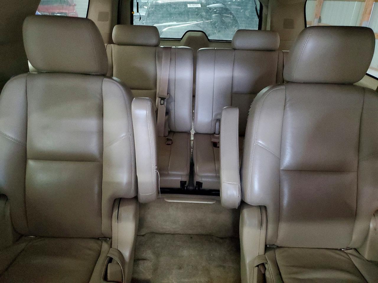 2011 CHEVROLET SUBURBAN K1500 LTZ photo 10