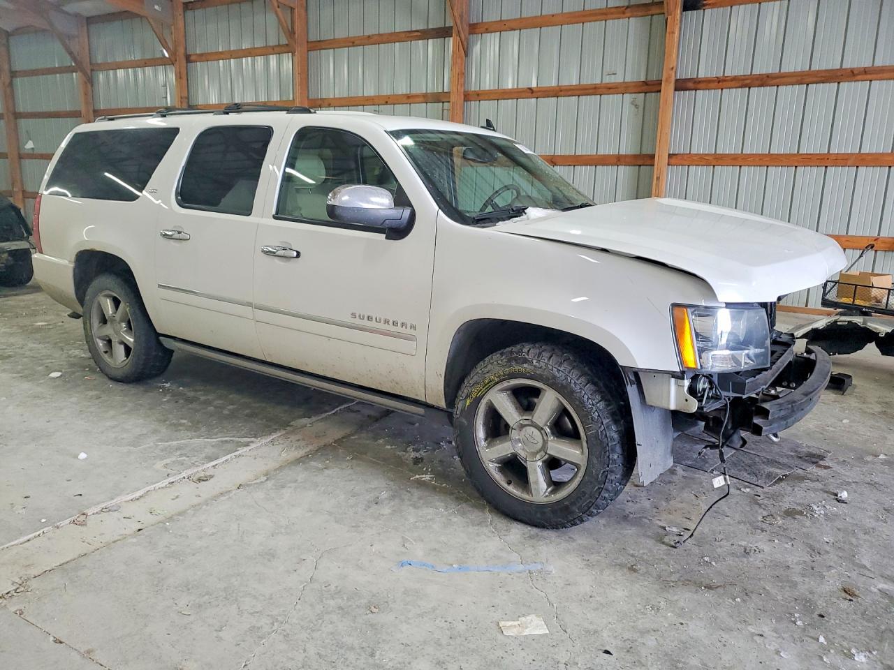 2011 CHEVROLET SUBURBAN K1500 LTZ photo 4