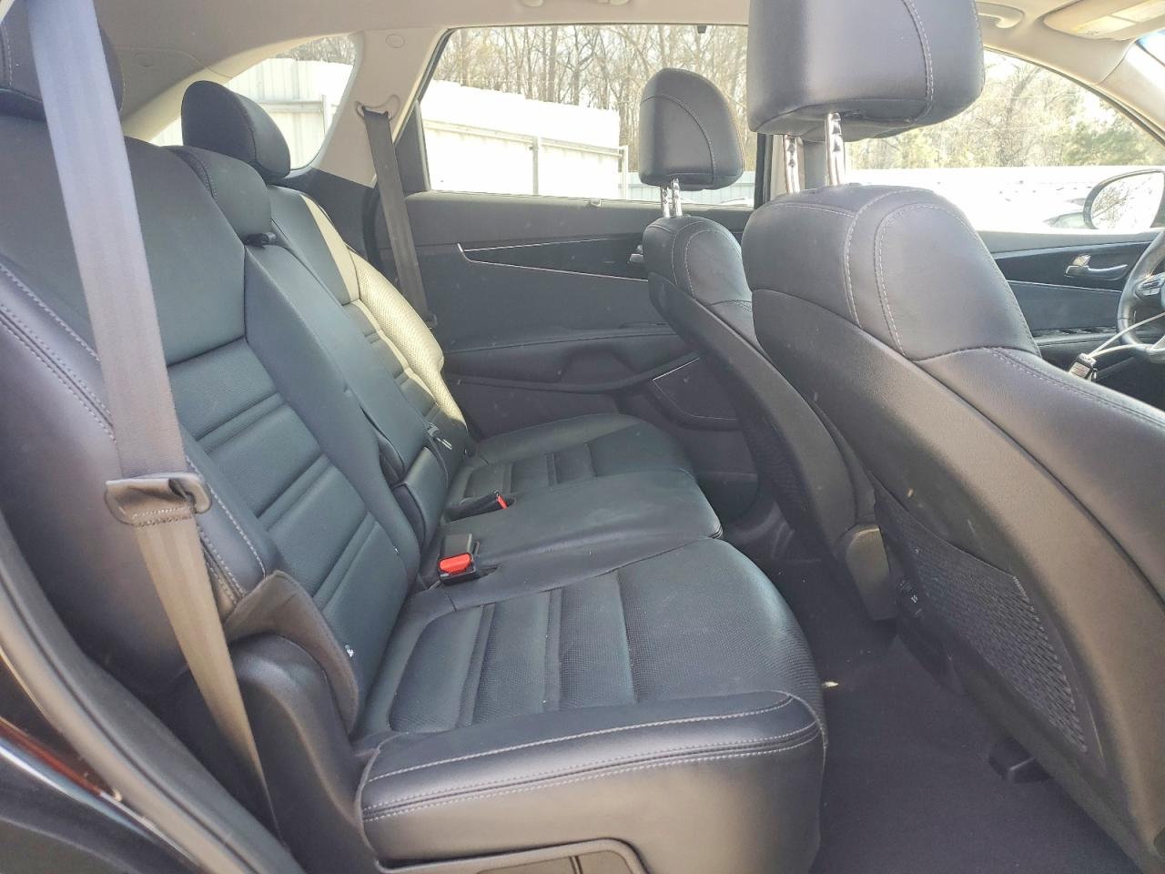 2017 KIA SORENTO SX photo 11