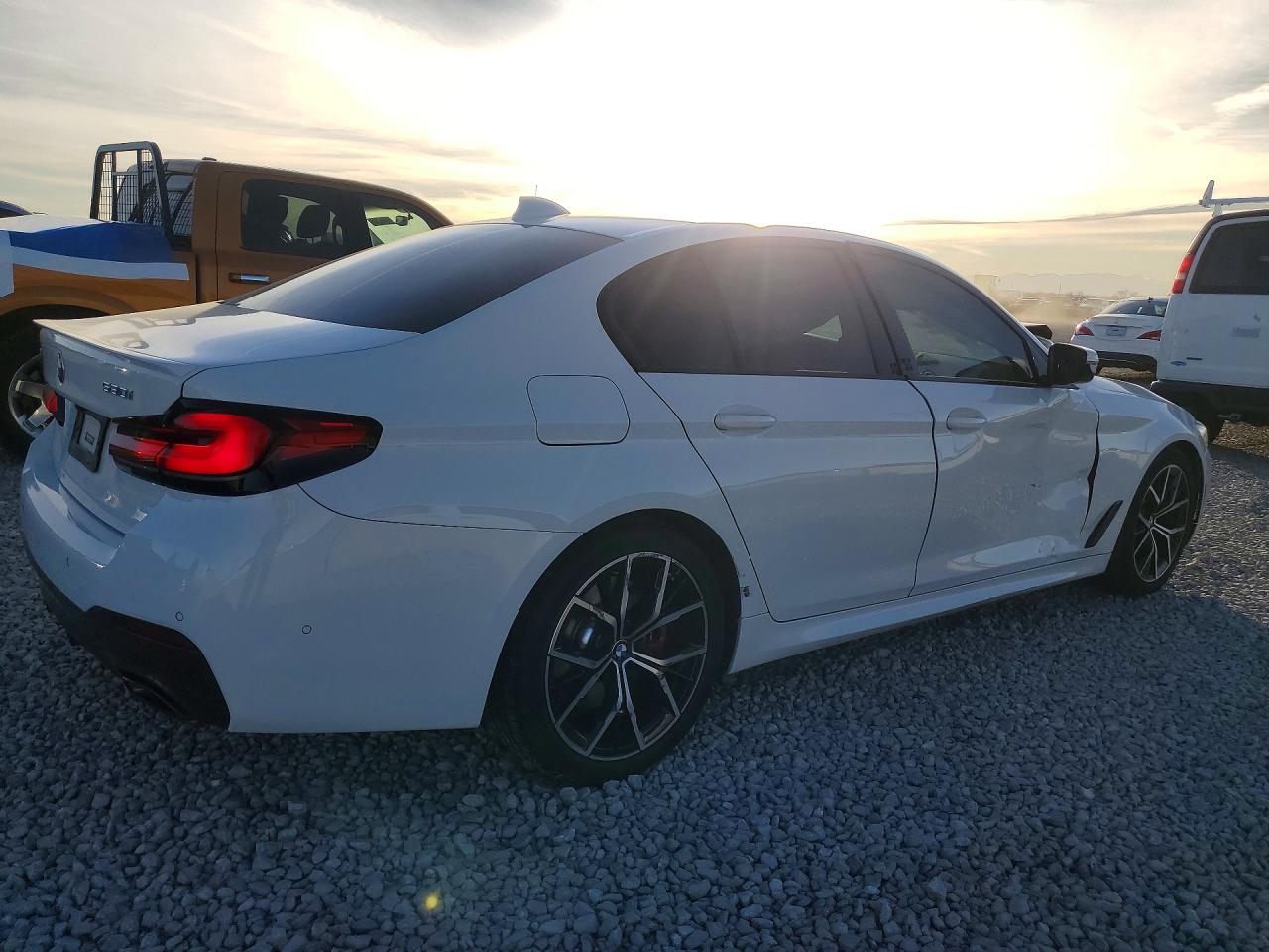 2022 BMW 530 XI photo 5