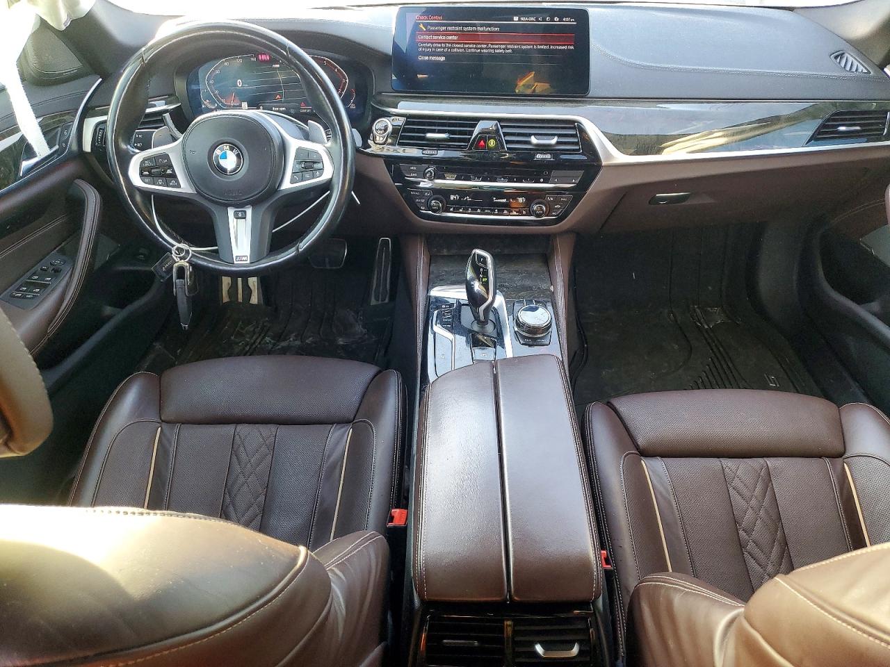 2022 BMW 530 XI photo 15