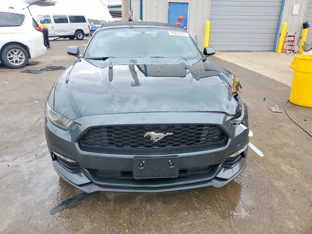 2016 FORD MUSTANG photo 9