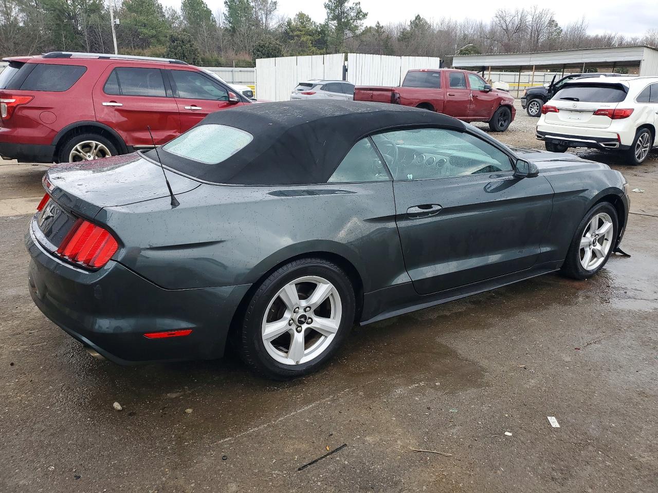 2016 FORD MUSTANG photo 5