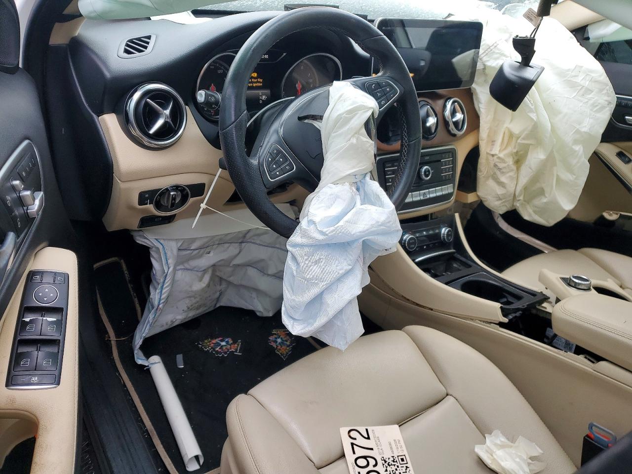 2019 MERCEDES-BENZ GLA 250 4MATIC photo 22