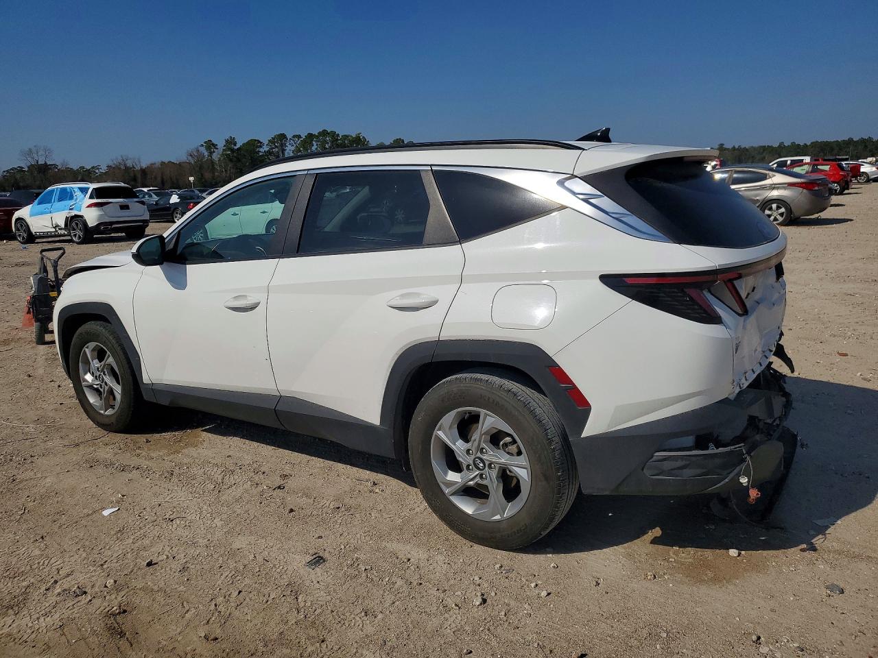 2023 HYUNDAI TUCSON SEL photo 3