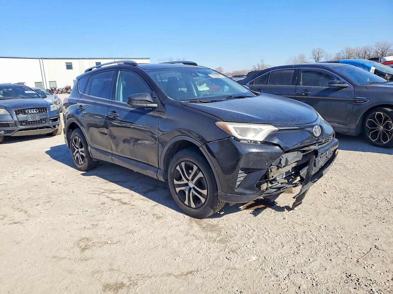 2017 TOYOTA RAV4 LE photo 4