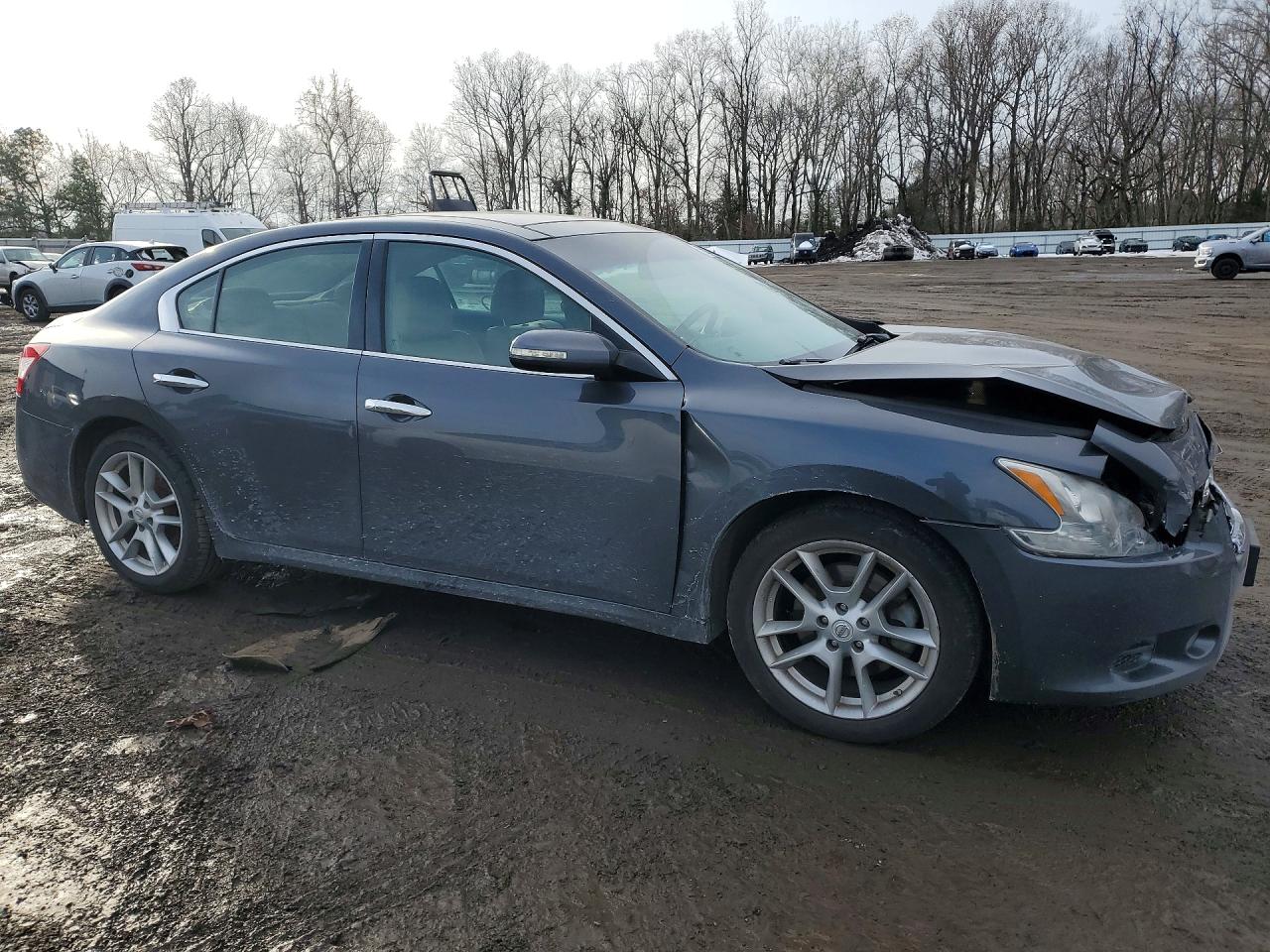 2010 NISSAN MAXIMA S photo 7