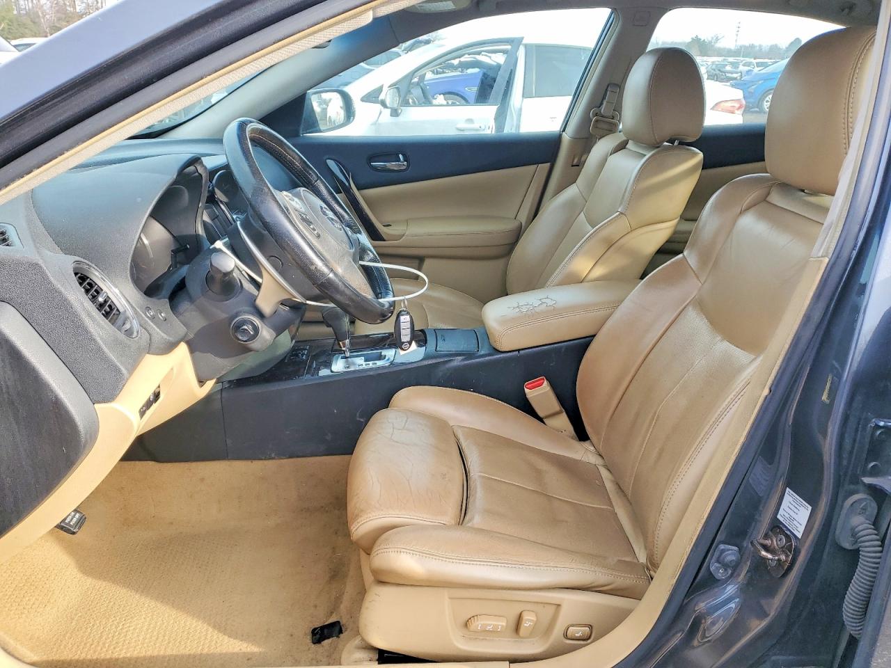 2010 NISSAN MAXIMA S photo 13