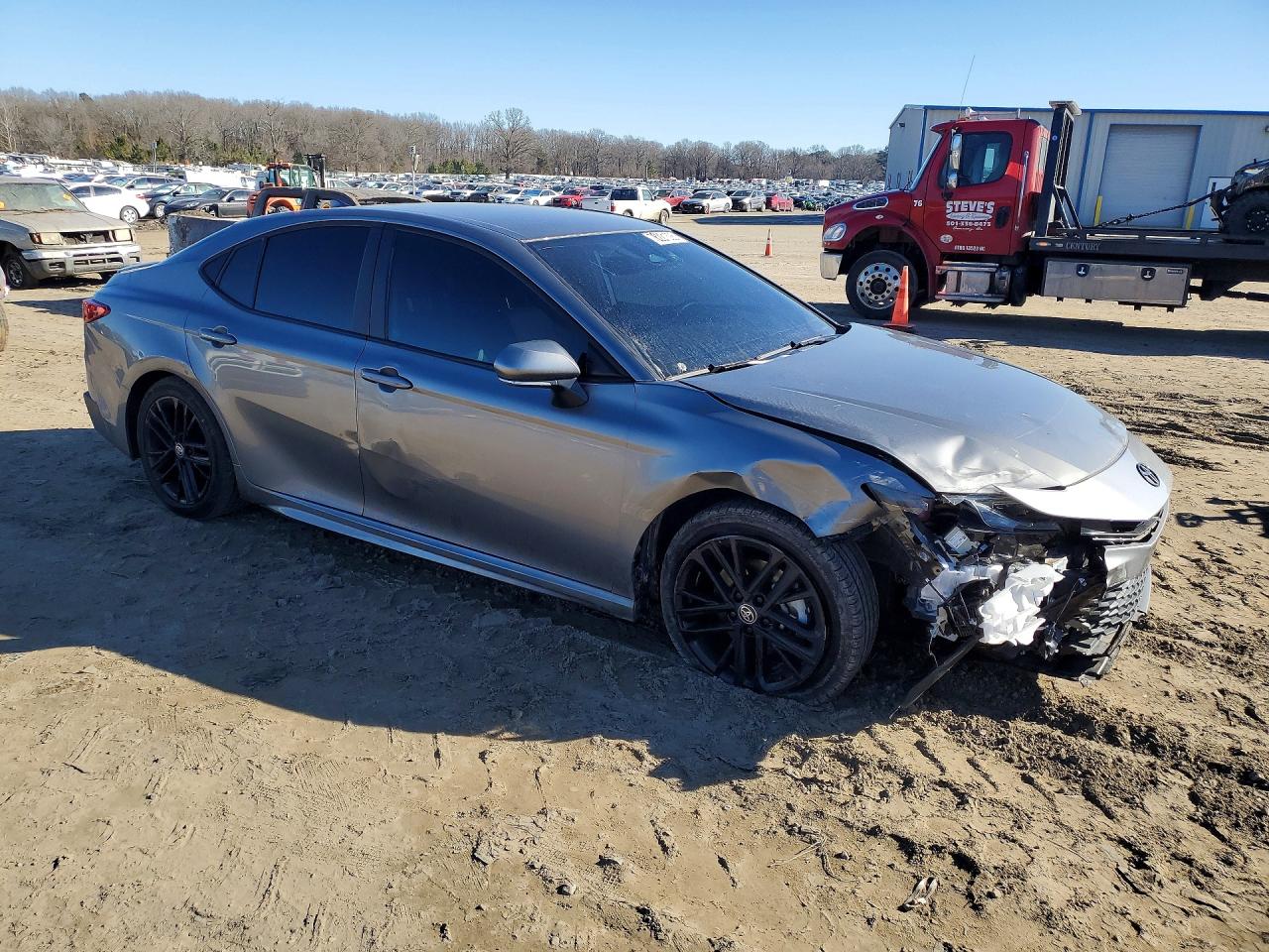 2025 TOYOTA CAMRY SE photo 7