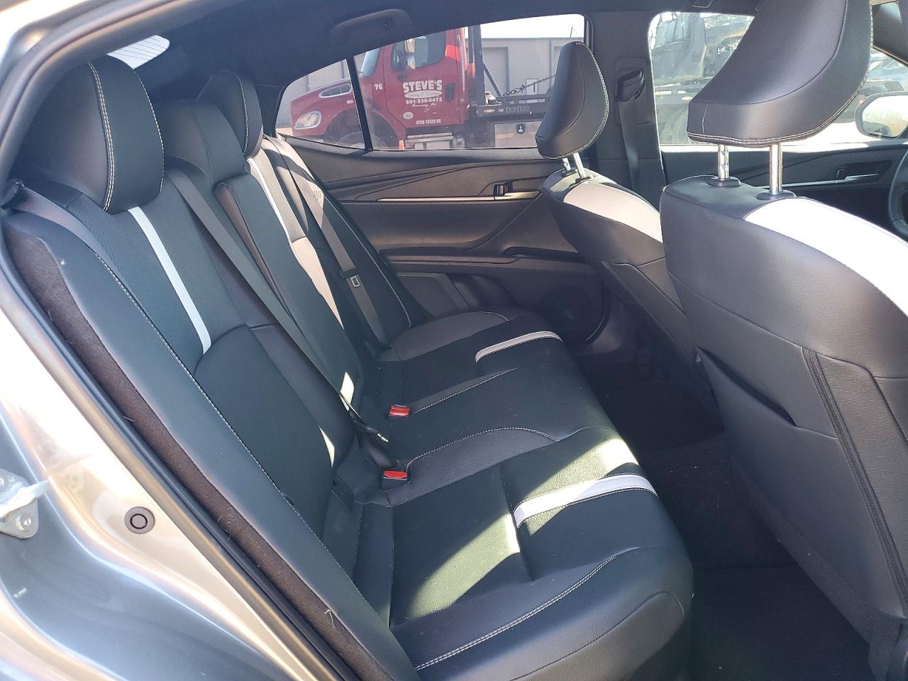 2025 TOYOTA CAMRY SE photo 19