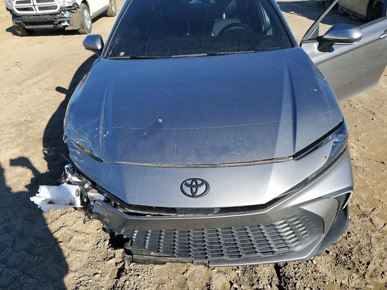 2025 TOYOTA CAMRY SE photo 21