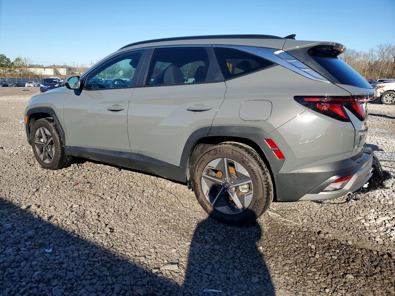 2025 HYUNDAI TUCSON SEL photo 4