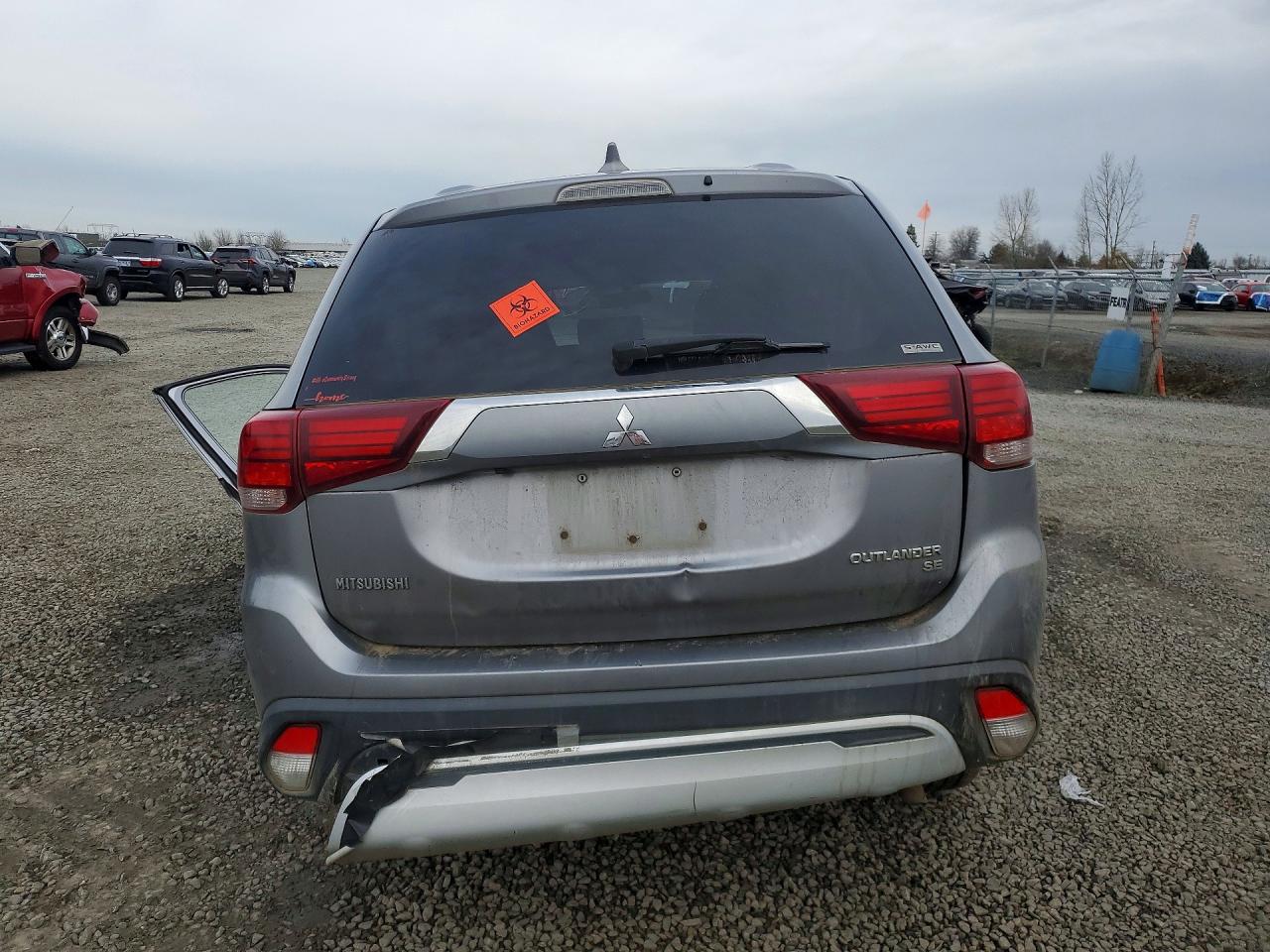 2019 MITSUBISHI OUTLANDER SE photo 11