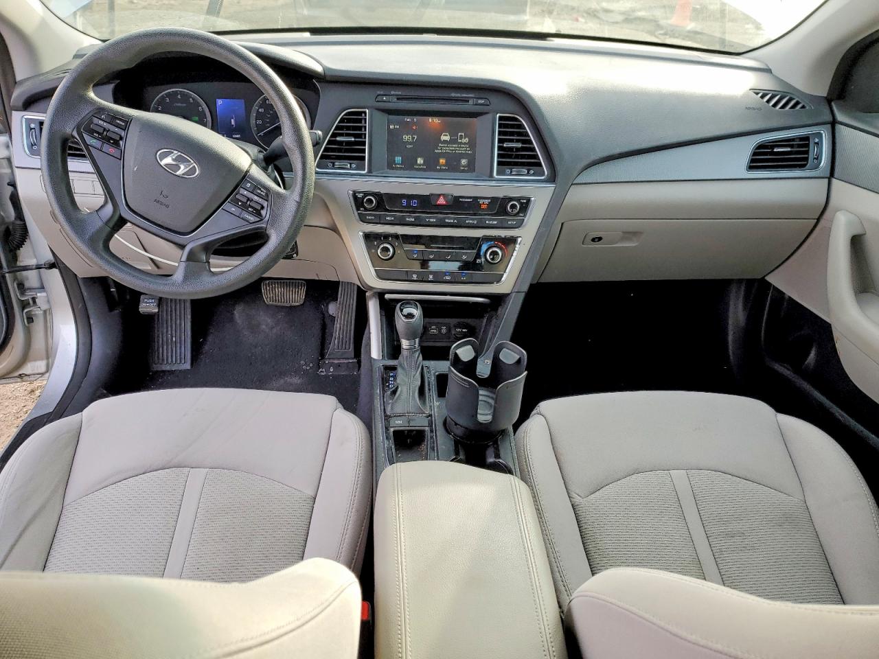 2016 HYUNDAI SONATA SE photo 8