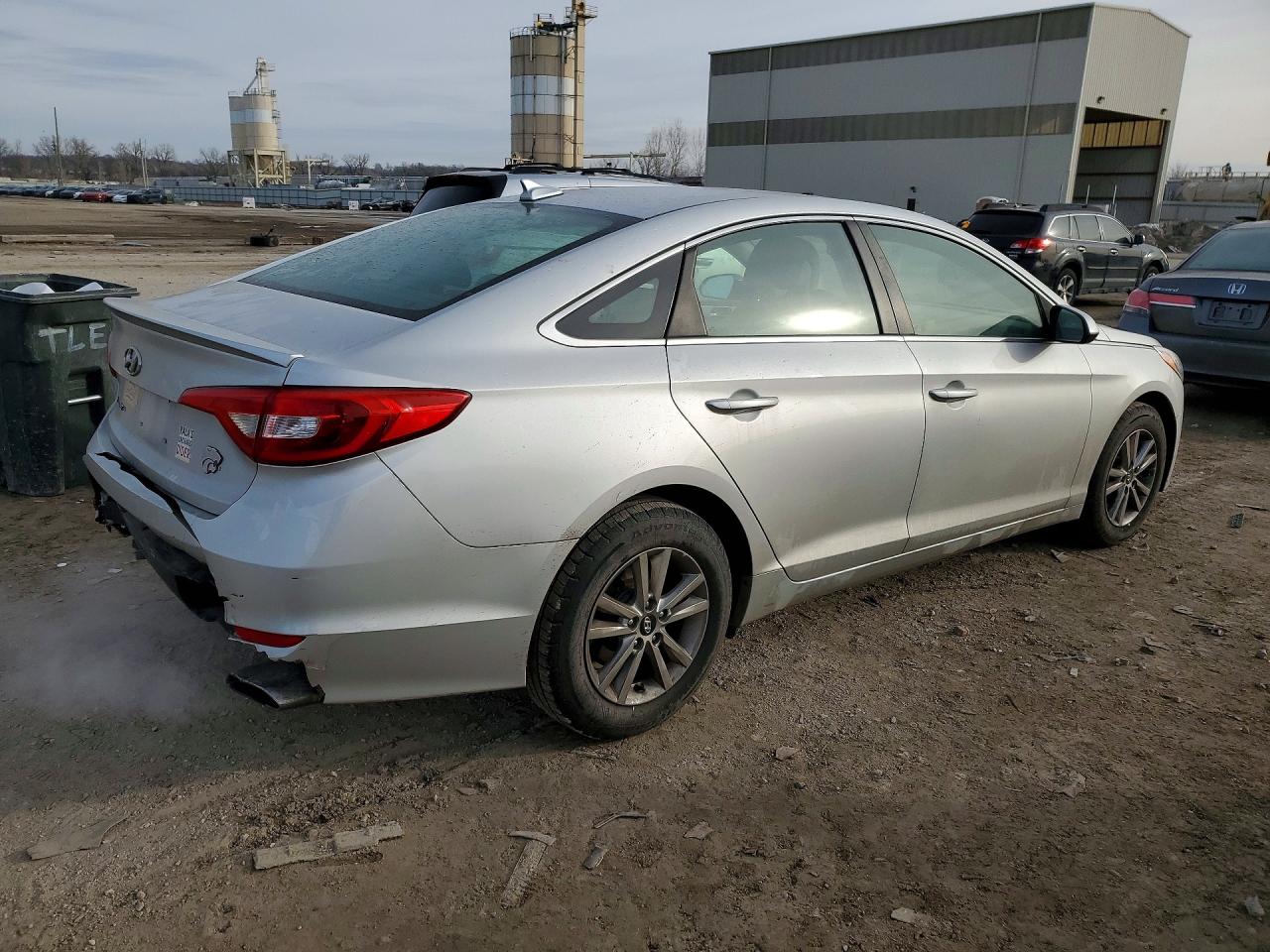 2016 HYUNDAI SONATA SE photo 3