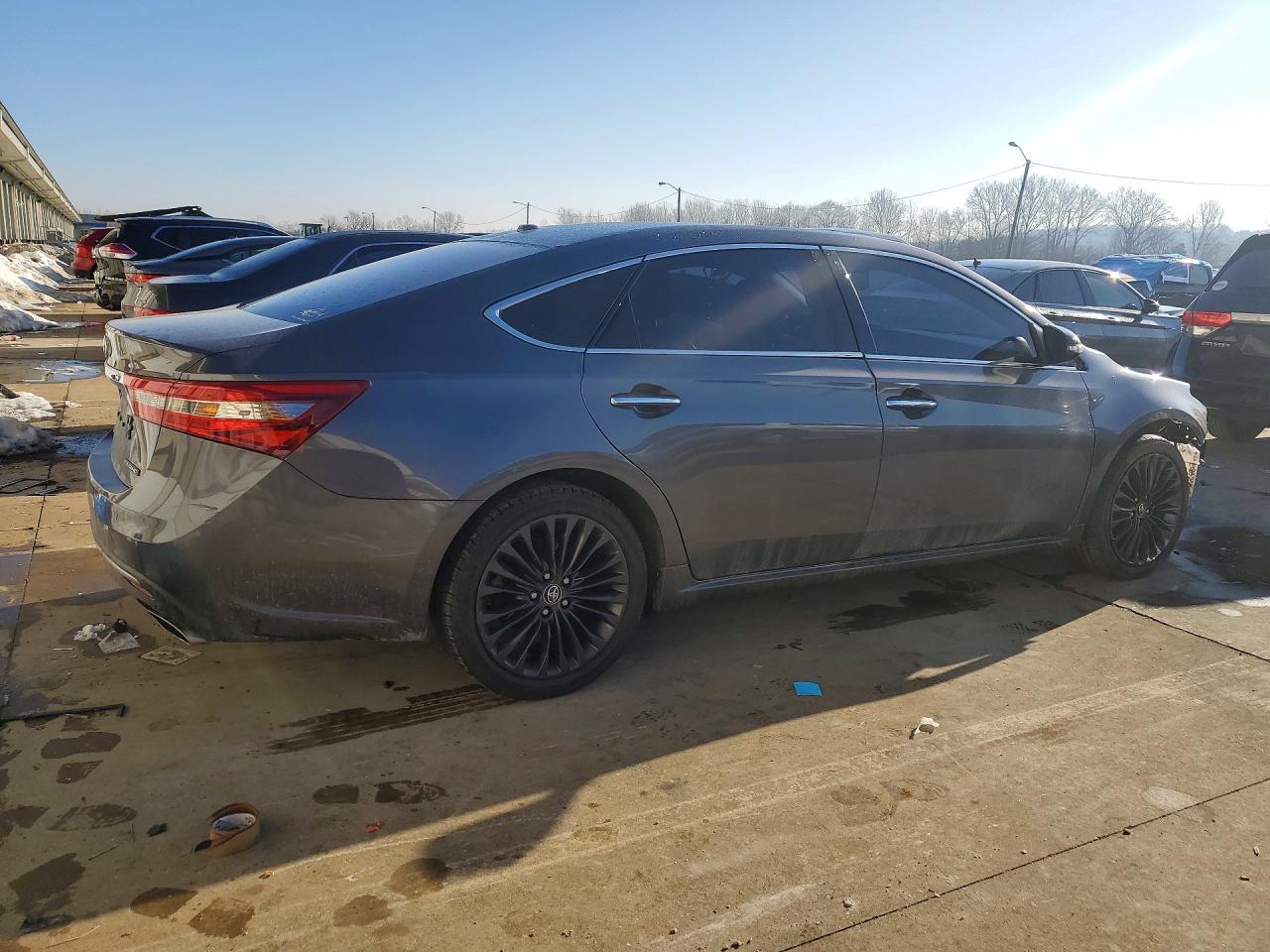 2016 TOYOTA AVALON photo 5