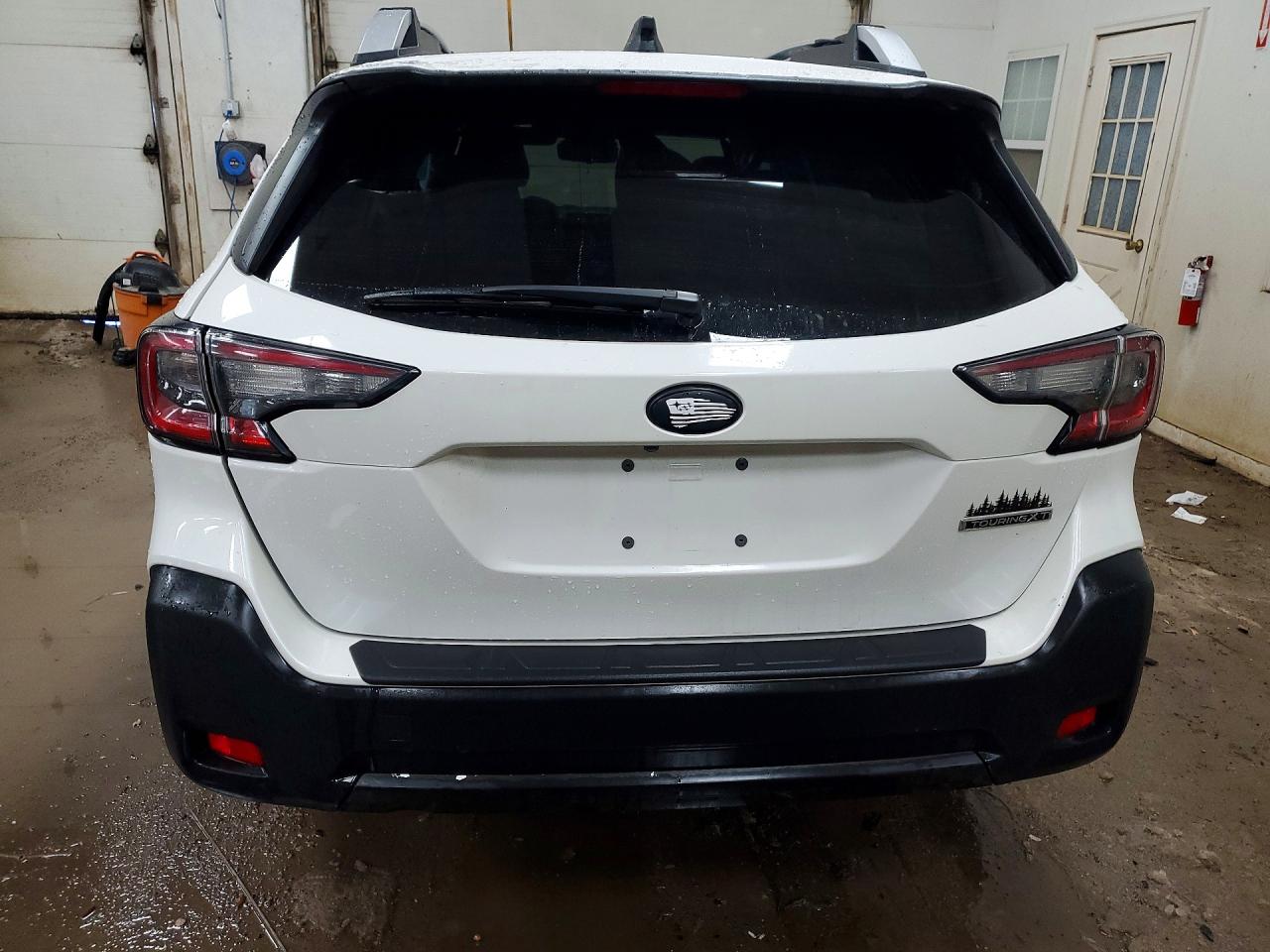 2023 SUBARU OUTBACK TOURING photo 16