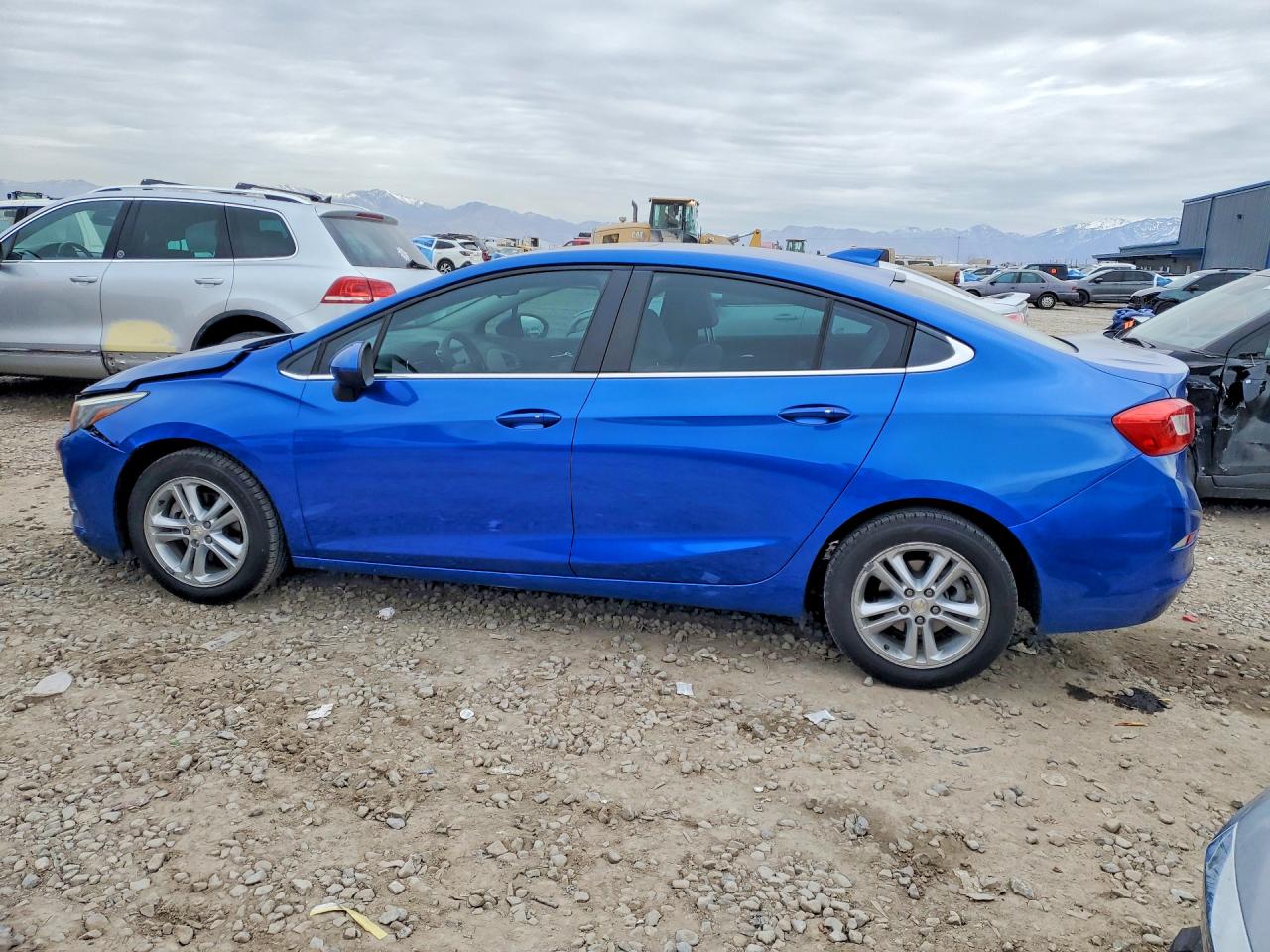 2016 CHEVROLET CRUZE LT photo 3