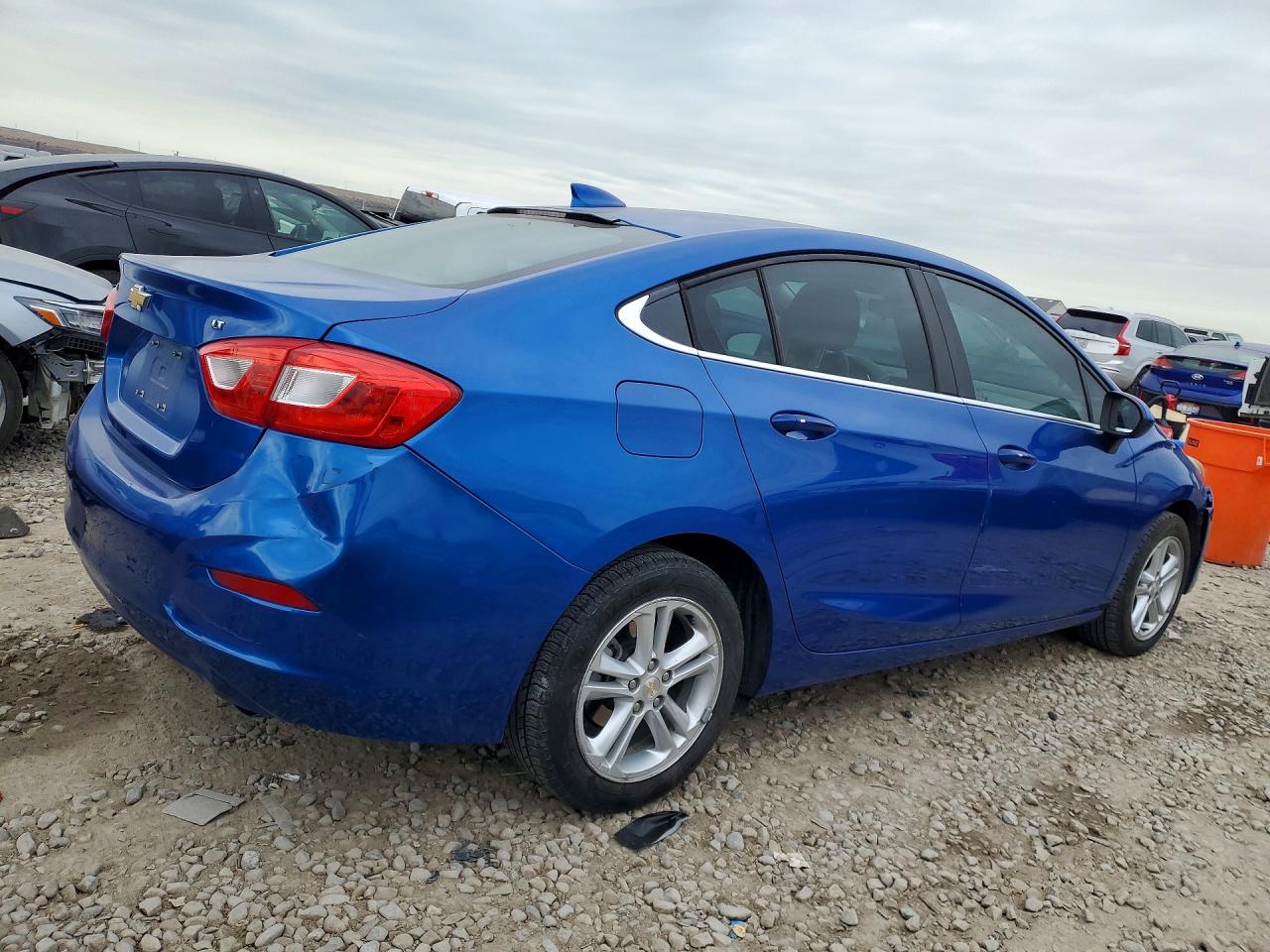 2016 CHEVROLET CRUZE LT photo 5
