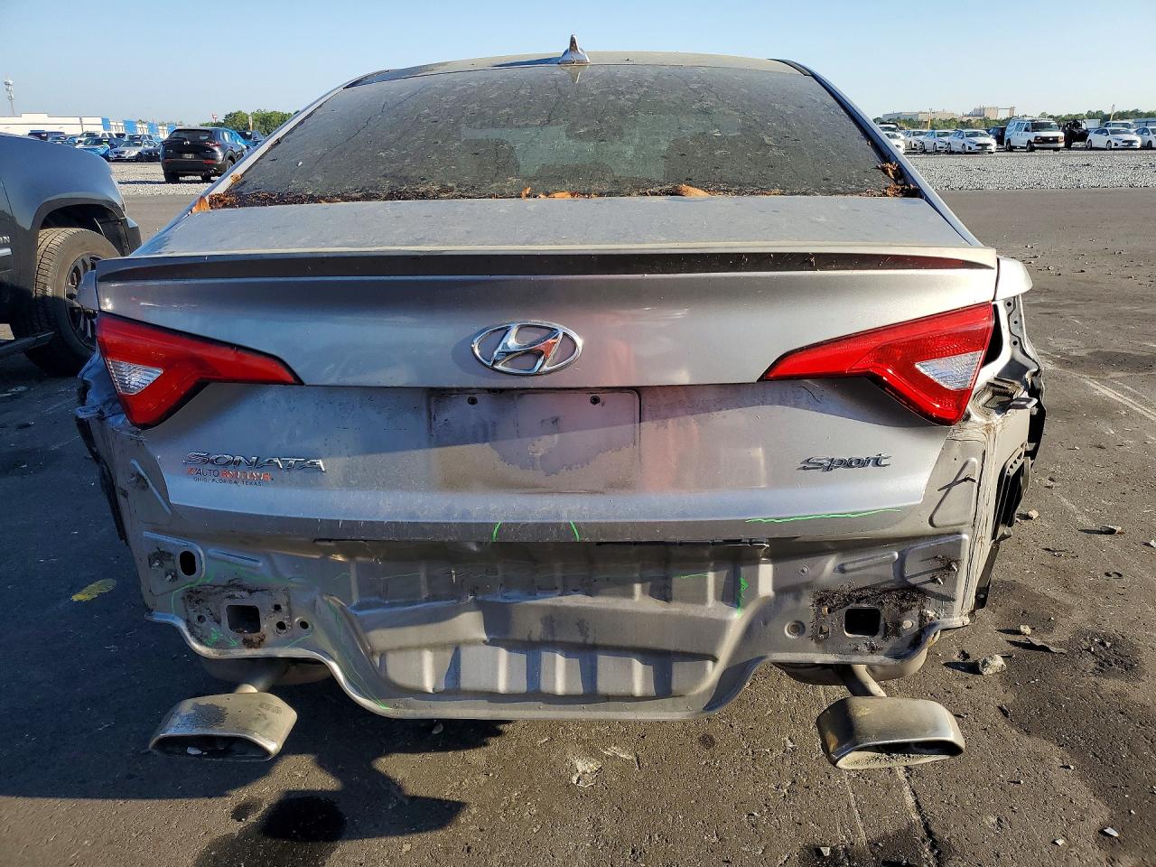 2015 HYUNDAI SONATA SPORT photo 16