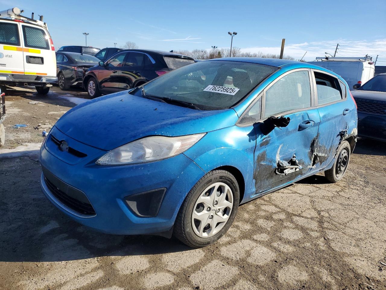 2012 FORD FIESTA