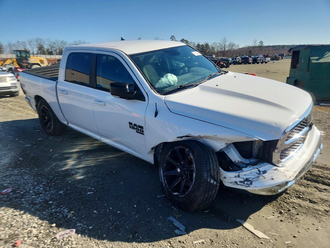 2019 RAM 1500 CLASSIC SLT photo 13