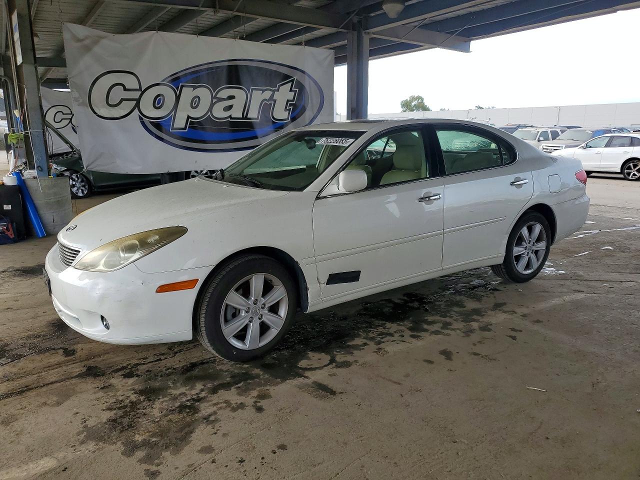 2005 LEXUS ES