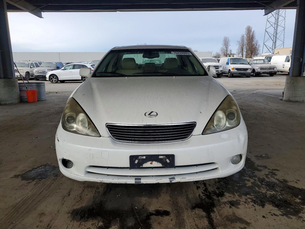 2005 LEXUS ES 330 photo 13