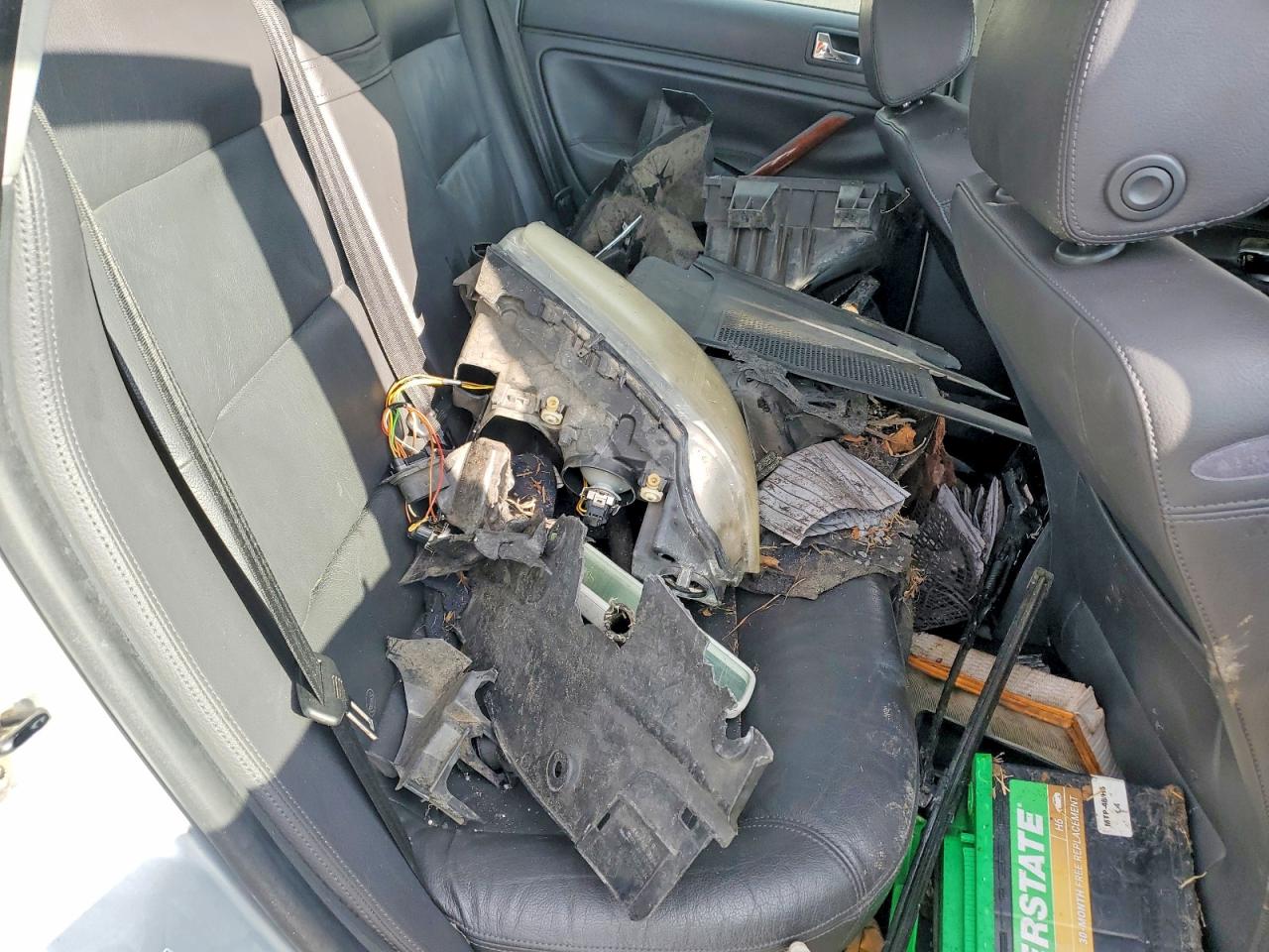 2004 VOLKSWAGEN PASSAT GLS photo 19