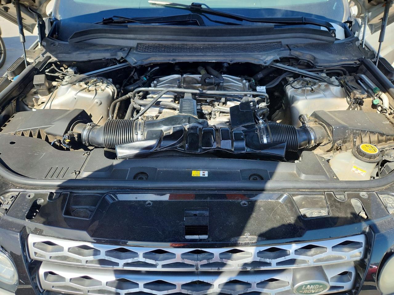 2015 LAND ROVER RANGE ROVER SPORT HSE photo 34